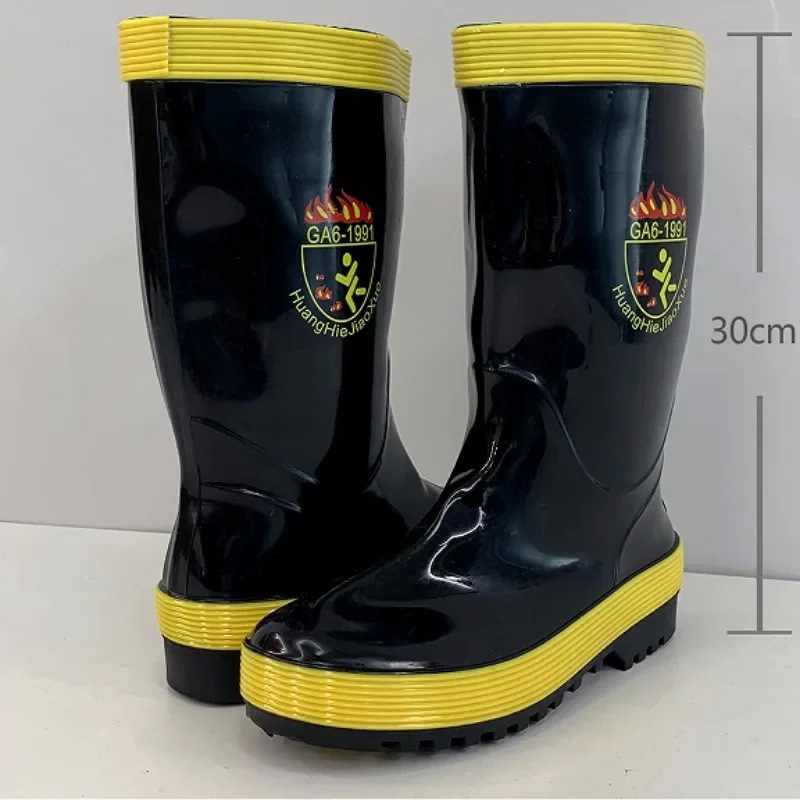 Man Shoes Non-slip Rain Boots for Men Pvc Waterproof Gumboots Teenagers Wear-resistant Galoshes City Wide Toes Plastic Wellies