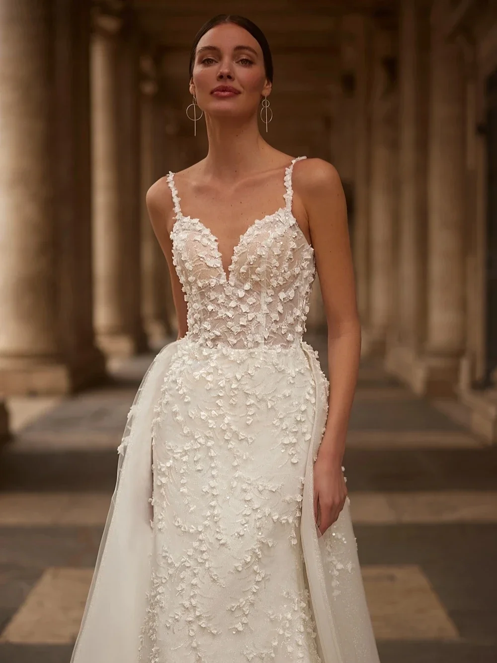 ZFCustomized Luxus Meerjungfrau Brautkleider V-ausschnitt Straps Spitze Appliques Braut Braut Kleider Abnehmbare Zug Vestidos De Noiva