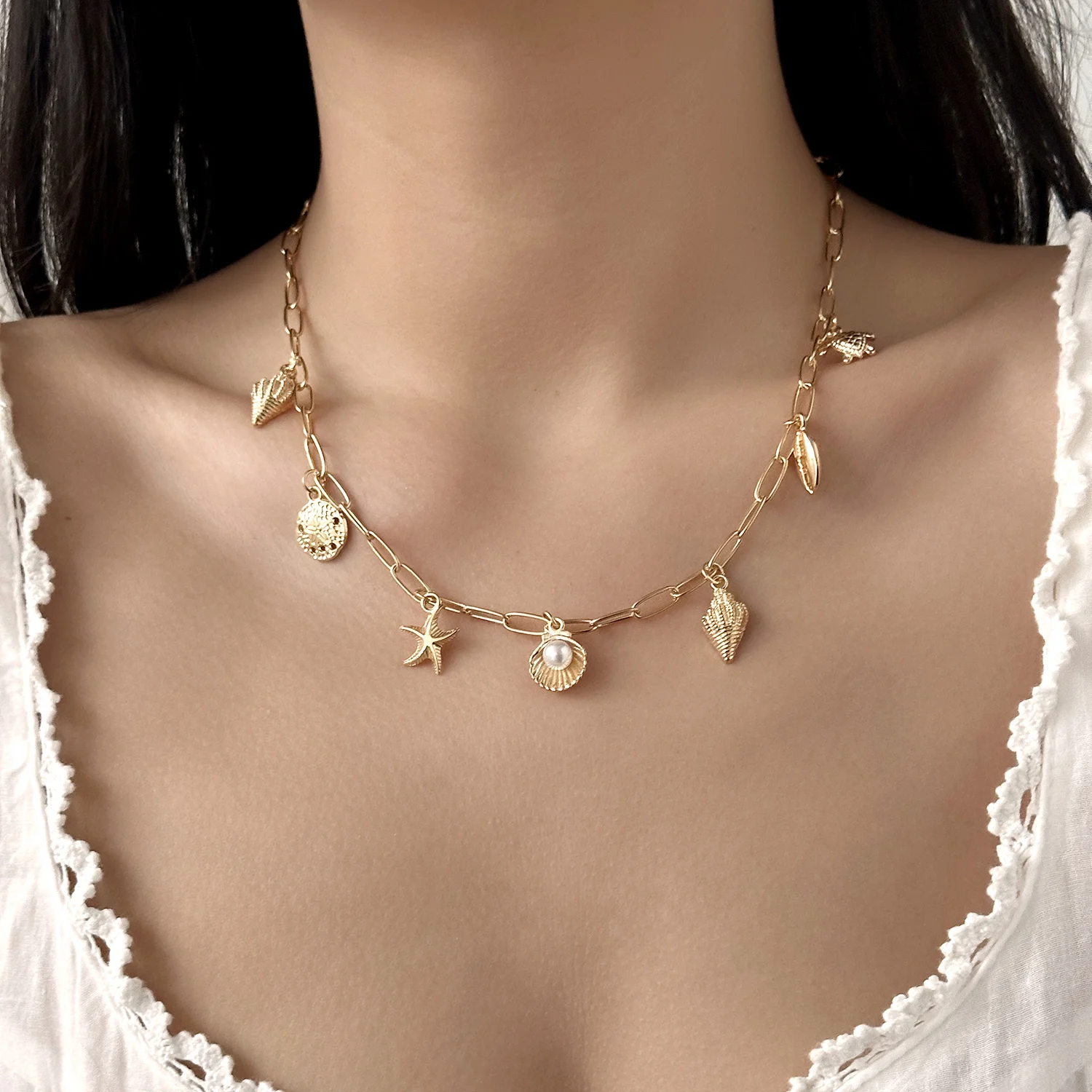 Modische Goldfarbene Anhängerkette mit Seestern, Muschel und Schildkröte für Damen, Handgefertigte Muschelketten-Halskette, Sommer-Strandparty-Schmuck – Detail 13