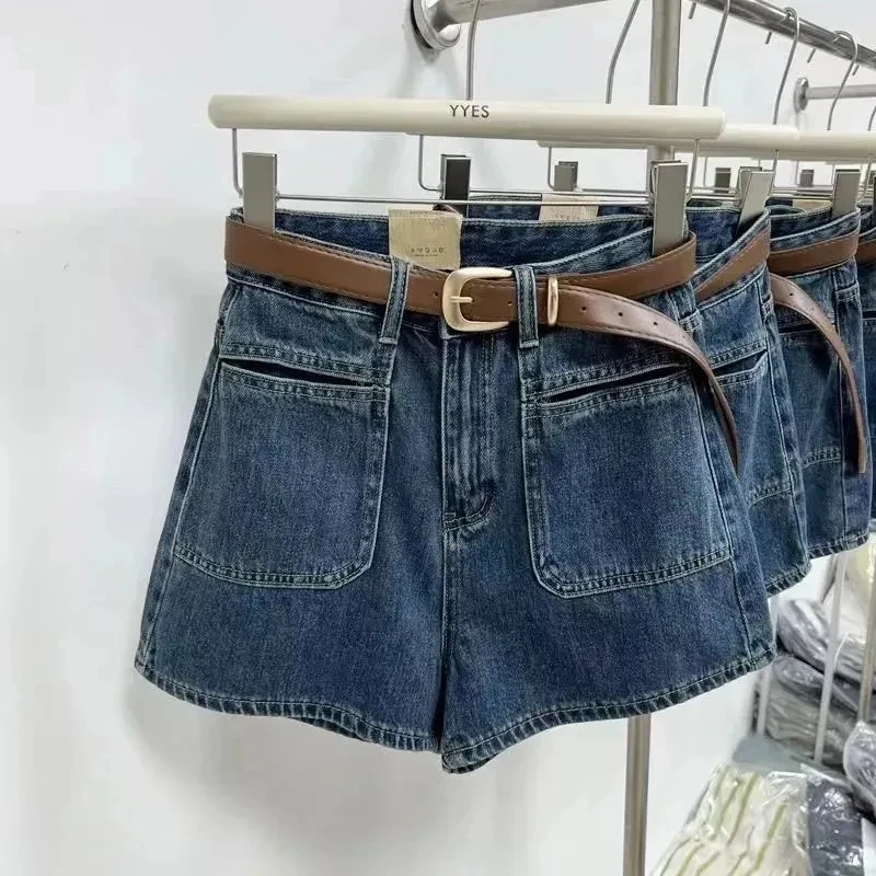Bluewashing Vintage A- Line Denim Shorts Women's Summer 2025 New Petite High-Waisted Slimming Hot Pants Cotton Knit Fabric