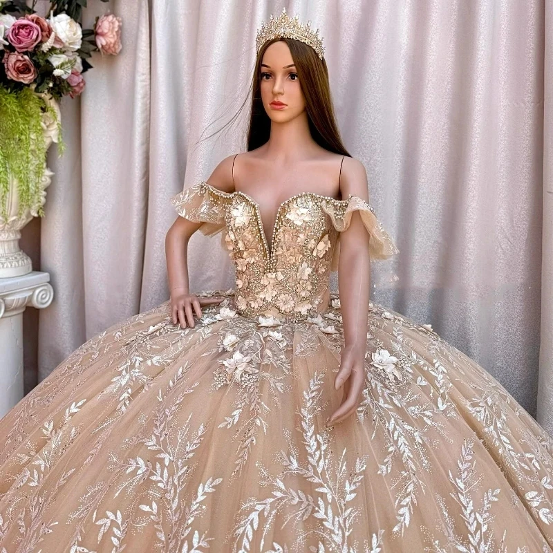 Champagne Off-Shoulder Shiny Quinceanera Dresses Ball Gown Classic Applique Lace Beads Tull Sweet 16 Dress Vestidos De 15 Años