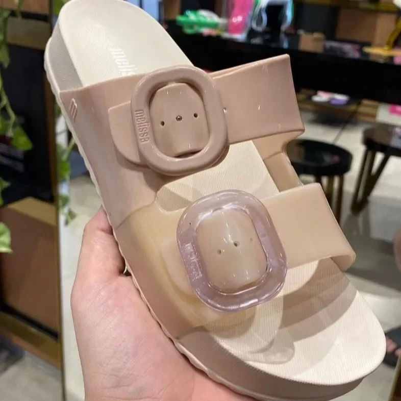 جديد 2025 صنادل نسائية من ميليسا رومانية مجوفة سميكة القاع وجه واسع شباشب صيفية رائعة مفتوحة من الأمام أحذية جيلي أحذية نسائية