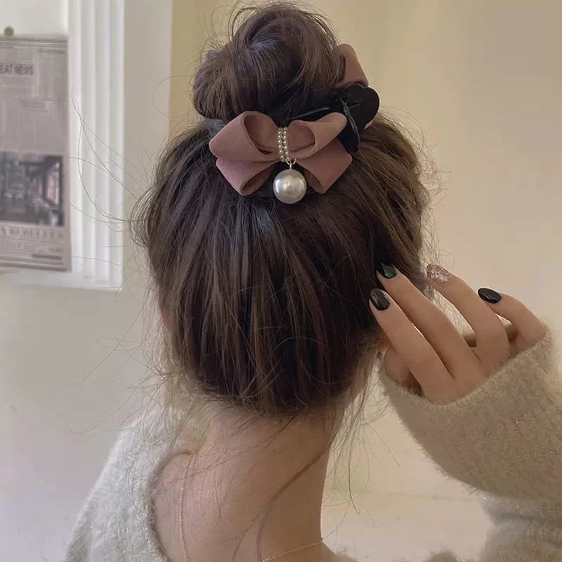 1PC Beautiful New Pearl Bow Tie Hair Claw Clip Plush Ponytail Fixed Elegant Hair Clip Women Headwear Accessory Gift For Girl