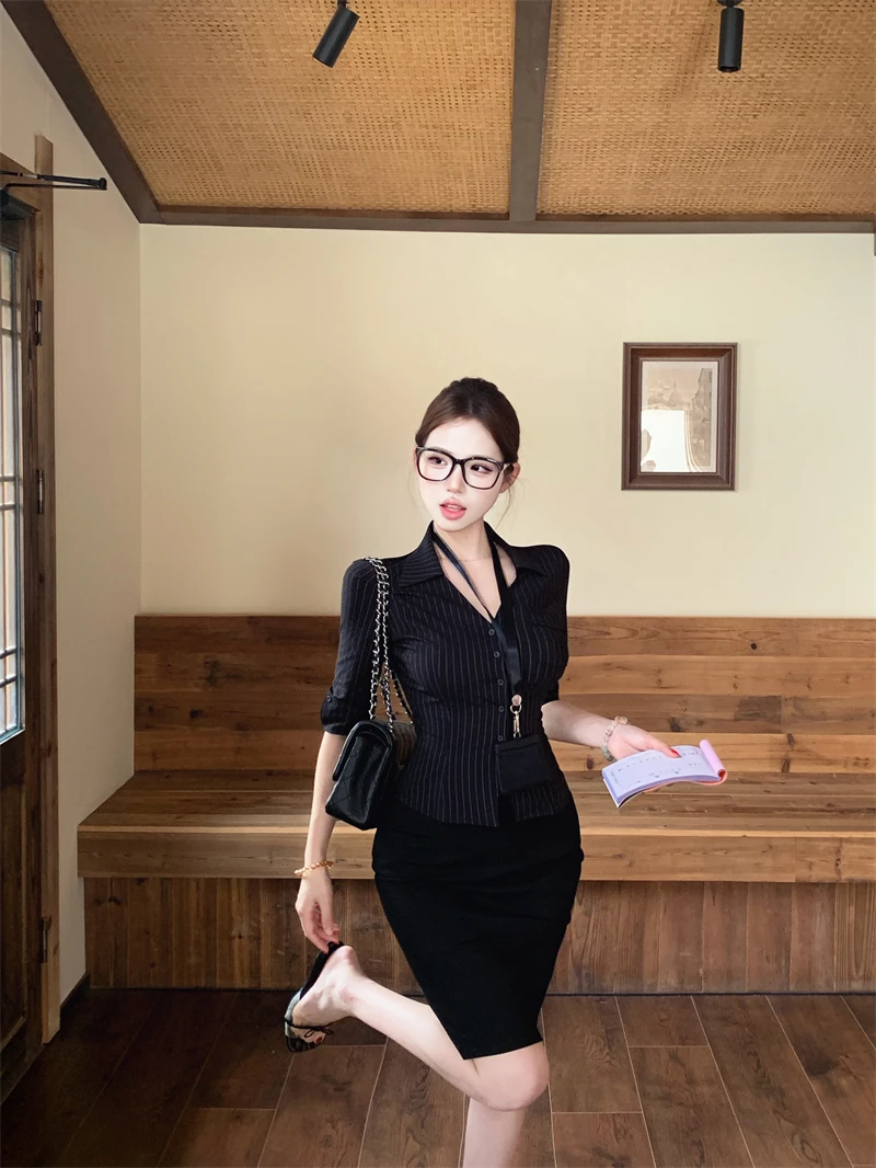 

Black Stripe Shirt And High Waist Skirt Two Piece Set Women's Summer Fashion Commute Style Regular Sleeve Length Slim Fit