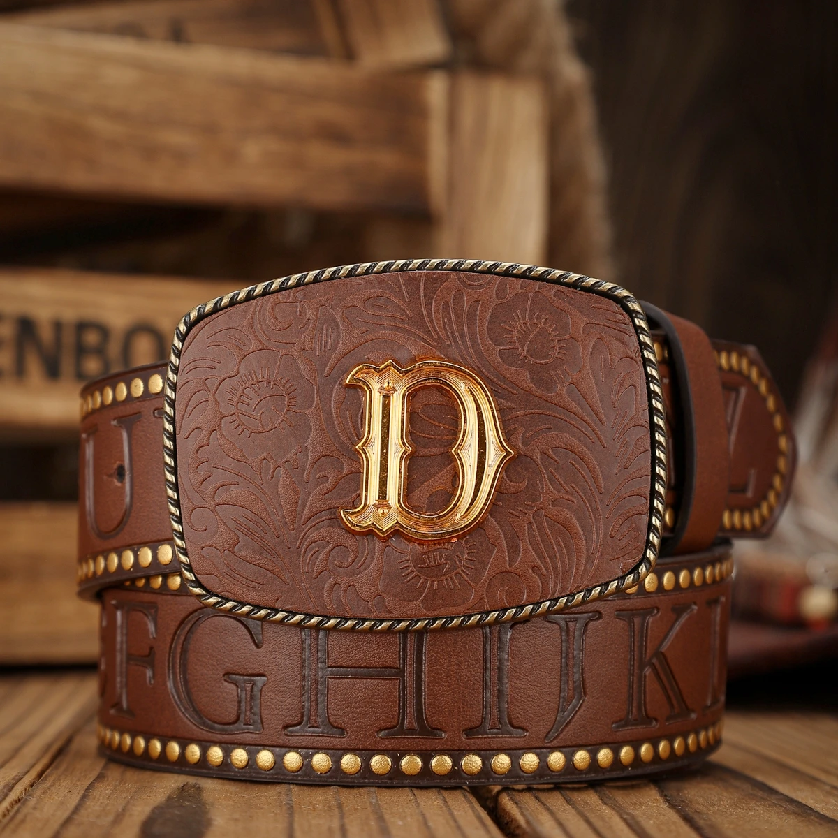 Ein PU-Gürtel im Western-Stil mit Schnallen, sowohl für Männer als auch für Frauen, lässig und im Retro-Stil, perfekt für den täglichen Ausflüge – Detail 4