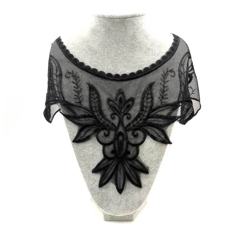 2PCS Water soluble lace corsage embroidery collar mesh bottom embroidery collar fake collar DIY clothing accessories