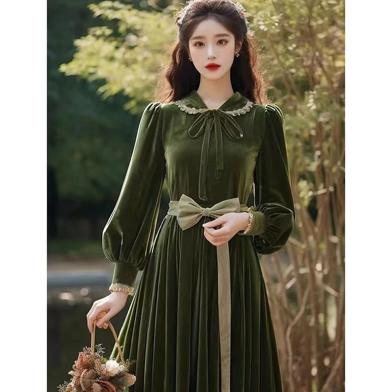 Korean Hepburn Style Green Velvet Dress women\'s 2024 Autumn Winter Long Dresses Princess Elegant Vintage Luxury Vestidos Female