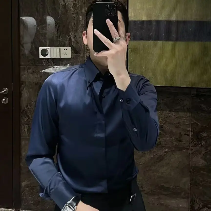 

Engli Sle Button-Up Collar Long Sve Silk Luster irt Men's Slim Fit Anti-Wrinkle Youth Faion Casual irt