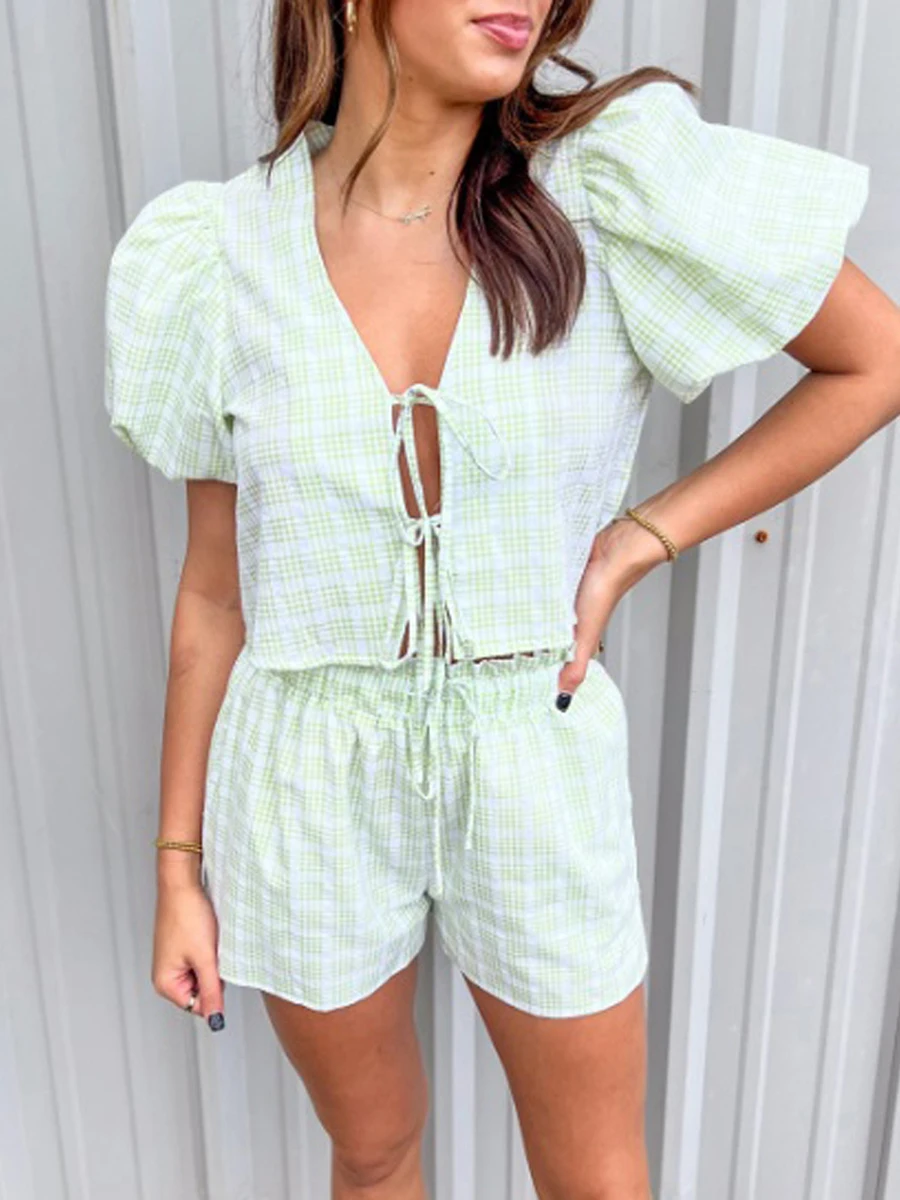 

Women 2pcs Shorts Clothes Set Outfits Plaid Print Tie Front Short Sleeves Tops and Elastic Shorts Club Streetwear Fashion