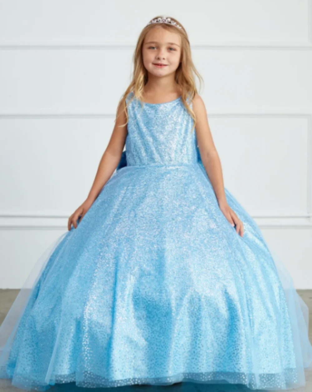 

Shiny Luxury Sequined Long Ball Flower Girl Dress Sleeveless Bow Elegant Floor Length Sweep Train Formal Communion Gown For Girl