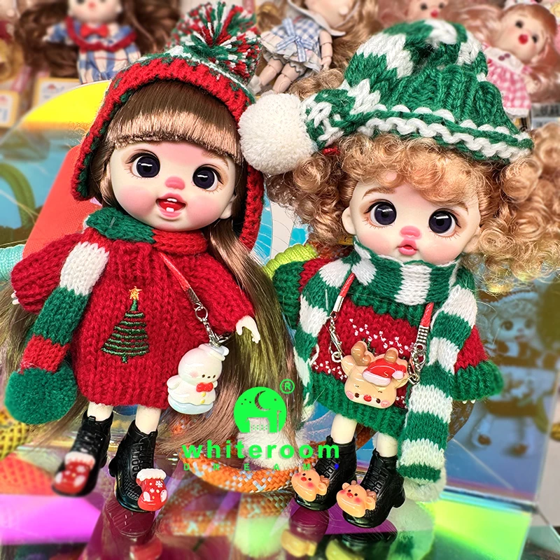

2025 Christmas Mini Doll Pendant Gift Charm Handmade Crochet Sweater Scarf Set Mobile Pendant Accessories Girls Festival DIY