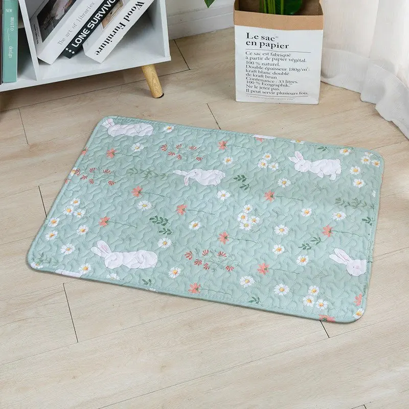 Dog Color Striped Sleeping Pad Indoor Small Dog Cute Square Cat Sleeping Pad Breathable Multi-size All Seasons
