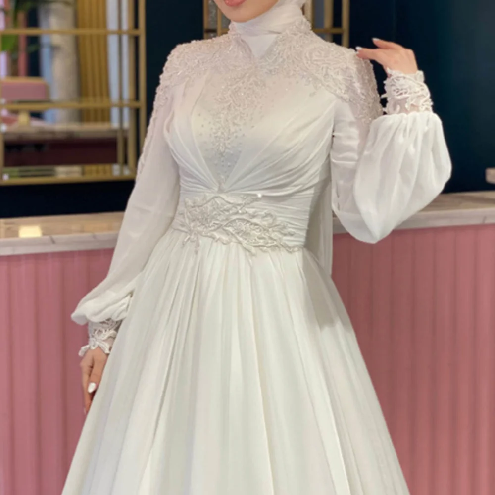 Muslimische hohe Kragen A-Linie Brautkleider Rüschen Satin voller Brautkleid Applikation boden lange drapierte Falten Robe de Mariée