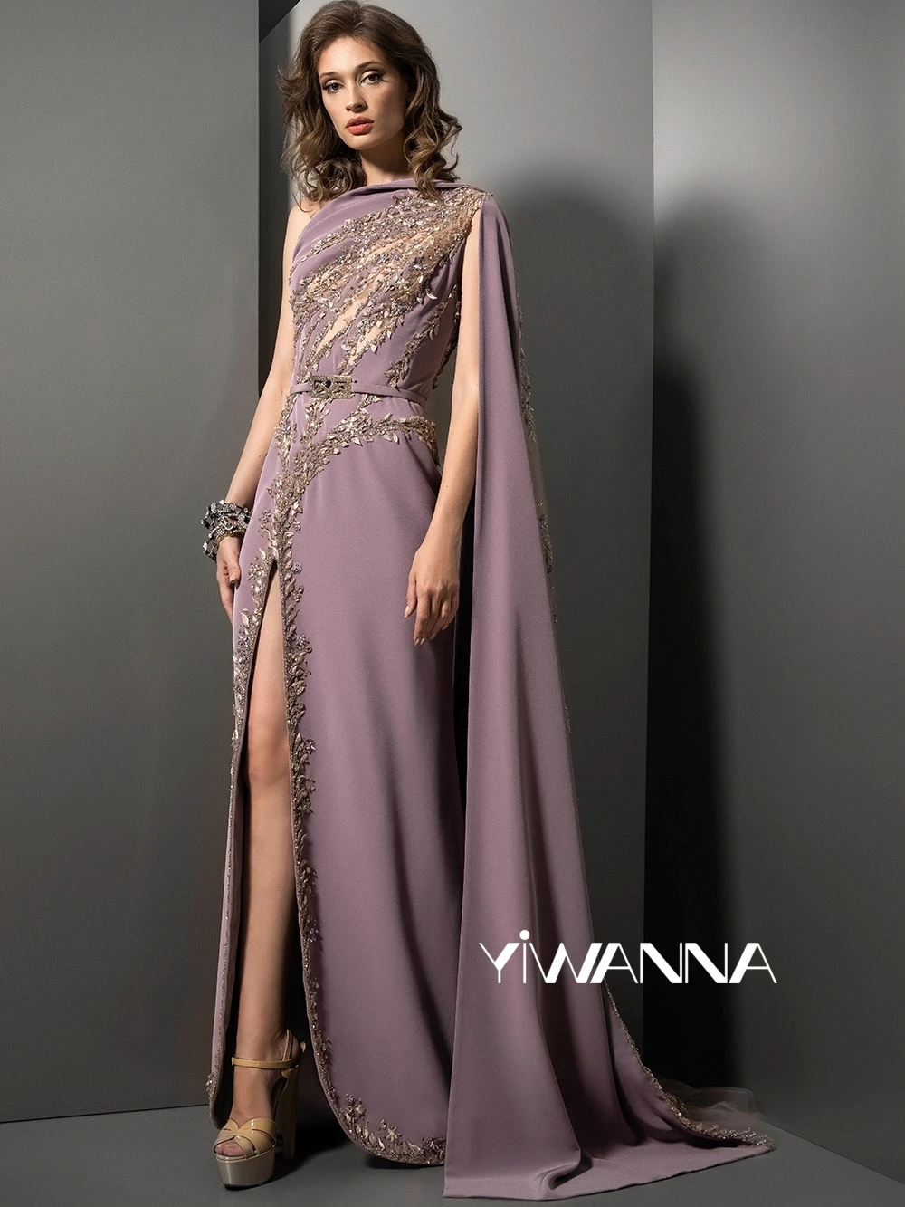 

Exquisite Beaded Cape Sleeve Mother Of The Bride Dress For Wedding Purple Elegant Evening Dress With Slit Customized Prom Gown