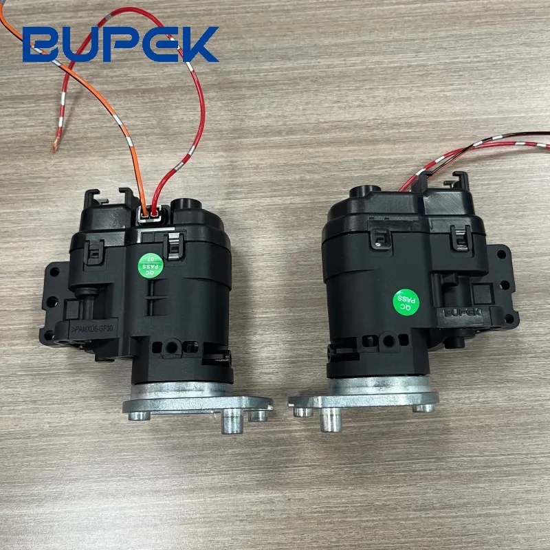Actuador Eléctrico Plegable para Espejo Retrovisor de Coche con Motor y Conjunto de Engranajes Robusto BUPEK, Reemplazo Directo para Toyota Corolla AE140 2006-2014