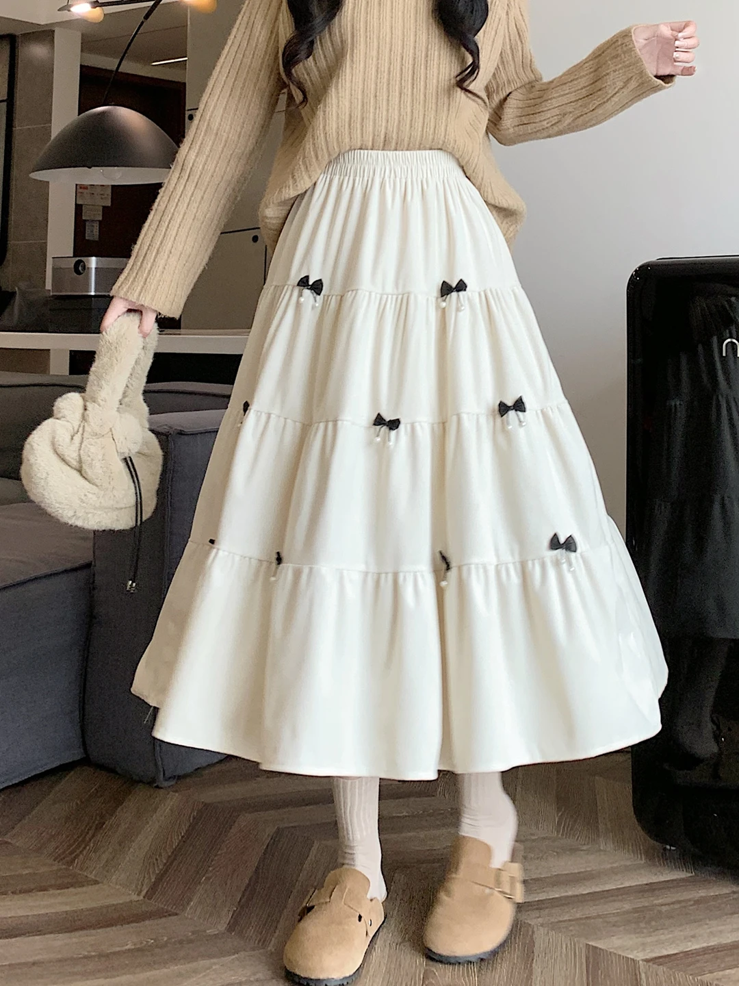 

2023 New Autumn Winter Women High Waist Slim Long Skirt High Quality Sweet Beading Bow Decorative Thicken Velour Skirt