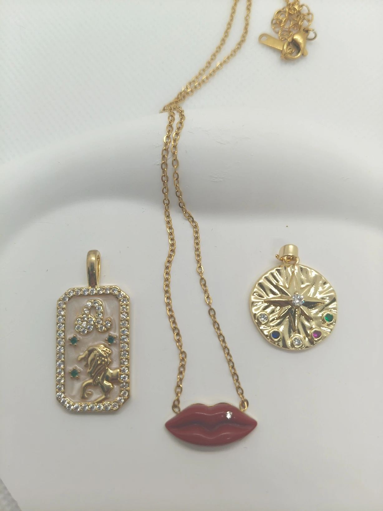 Kalung rantai liontin bibir merah baja tahan karat terlaris liontin mulut Titanium jimat Choker perhiasan tahan air Dropshipping