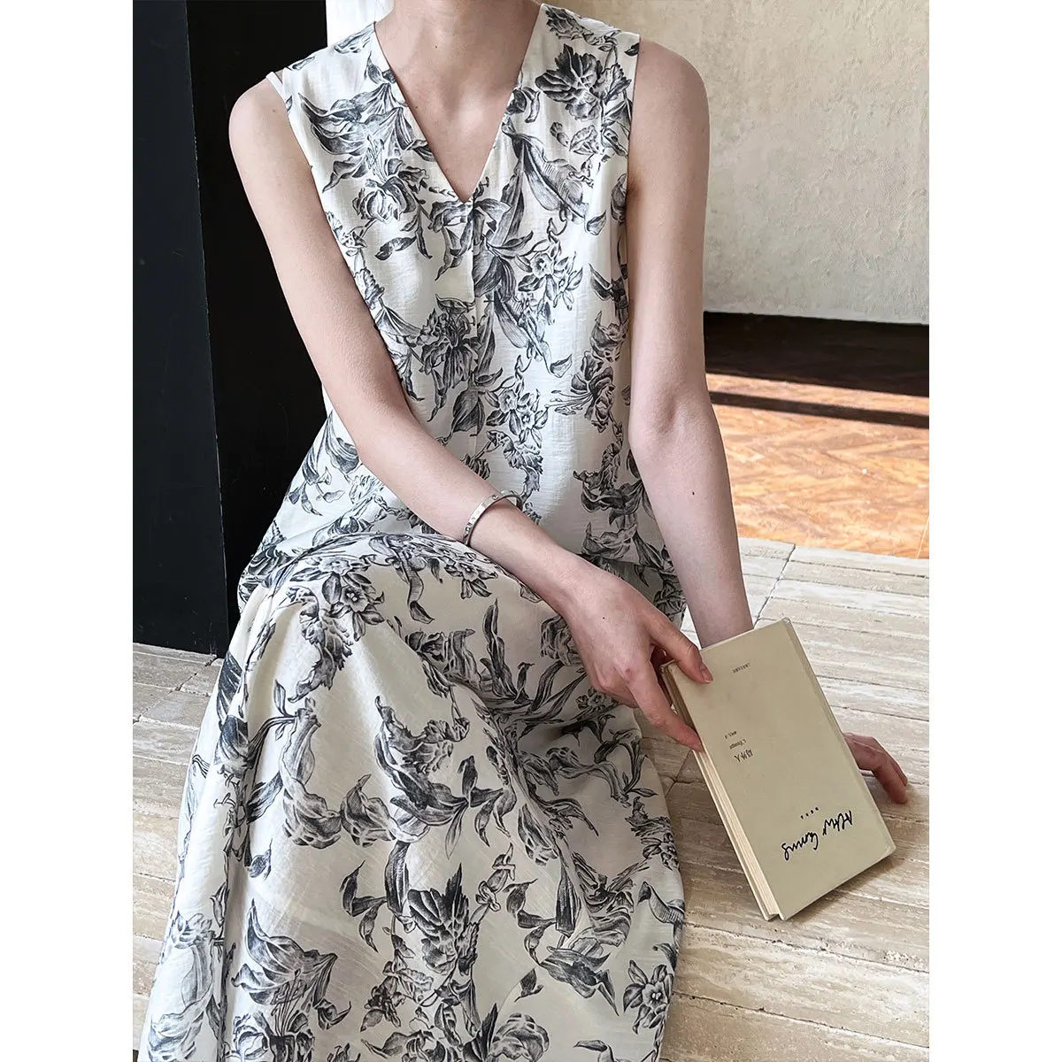 

Women Print Lace Up Dresses A Line Dress Ankle Lenth V Neck Sleeveless Slight Strech Loose Fit Casual Office Lady 2026 Summer