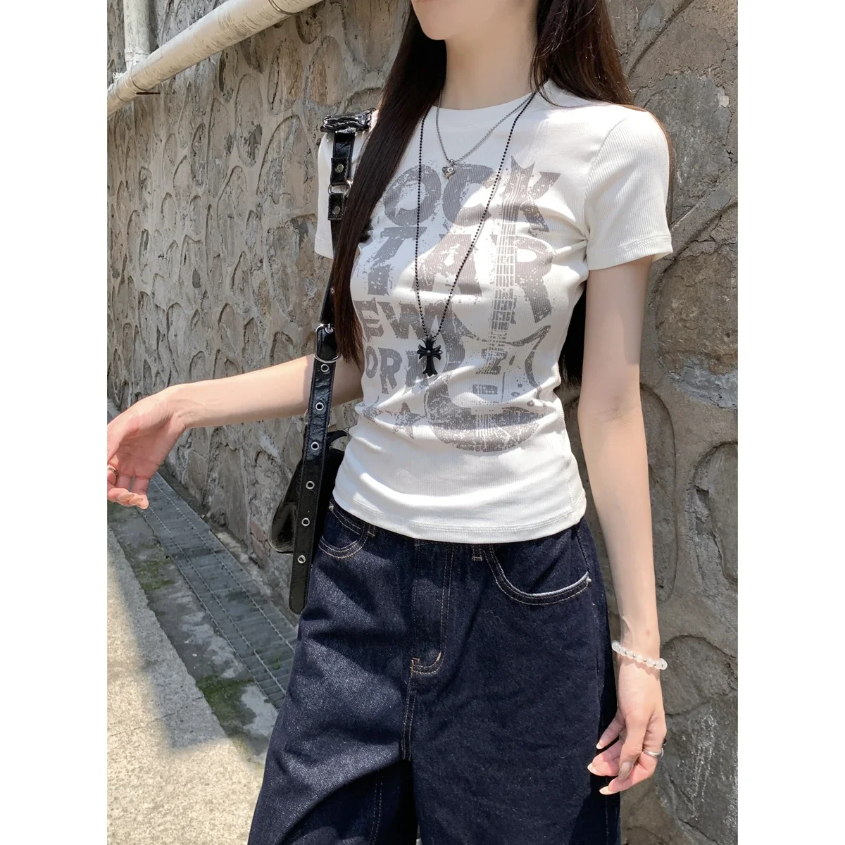 American Women's Casual T-irt Letter Print Slim Fit Summer Fashion Korean Version Round Neck Short Sleeve Tee Top