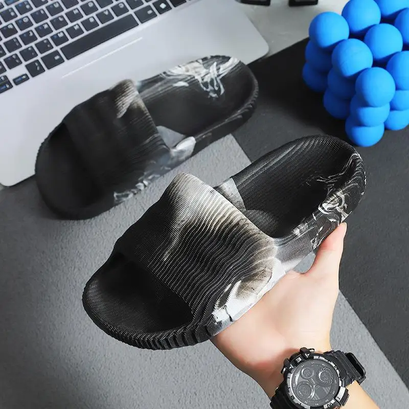 Thick Platform Bathroom Home Slippers Women Fashion Soft Sole EVA Beach Shoes 2023 Summer Indoor Couple Men Non-slip Flip Flops