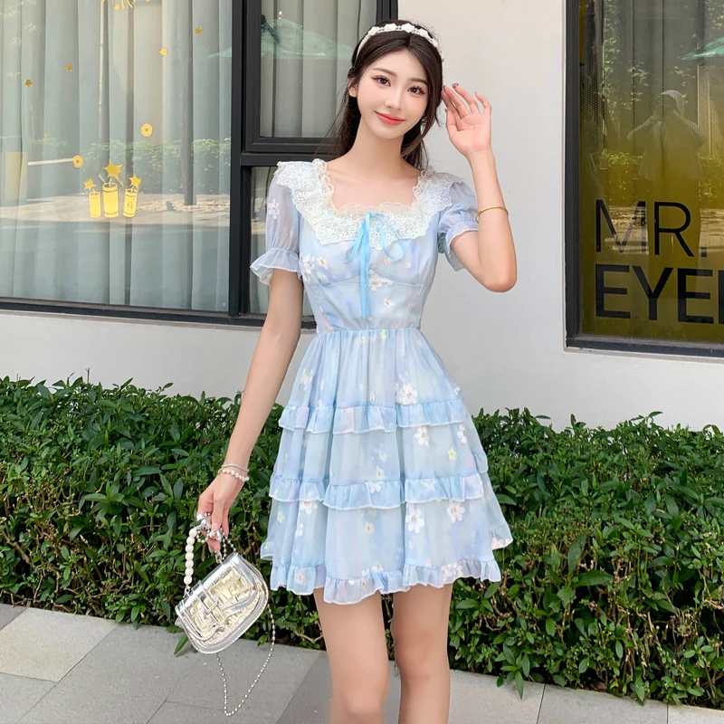 

Women 2025 Summer New Short-sleeved Sweet Lace Splicing Square Neck Slim Mini Dress