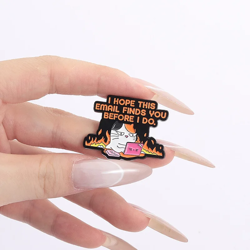 Cute Cats Badge Brooch Pins Cartoon Happy-Pills Flask Happiness Potion Enamel Lapel Pin Corsage Accessory Jewelry Gift For Frien