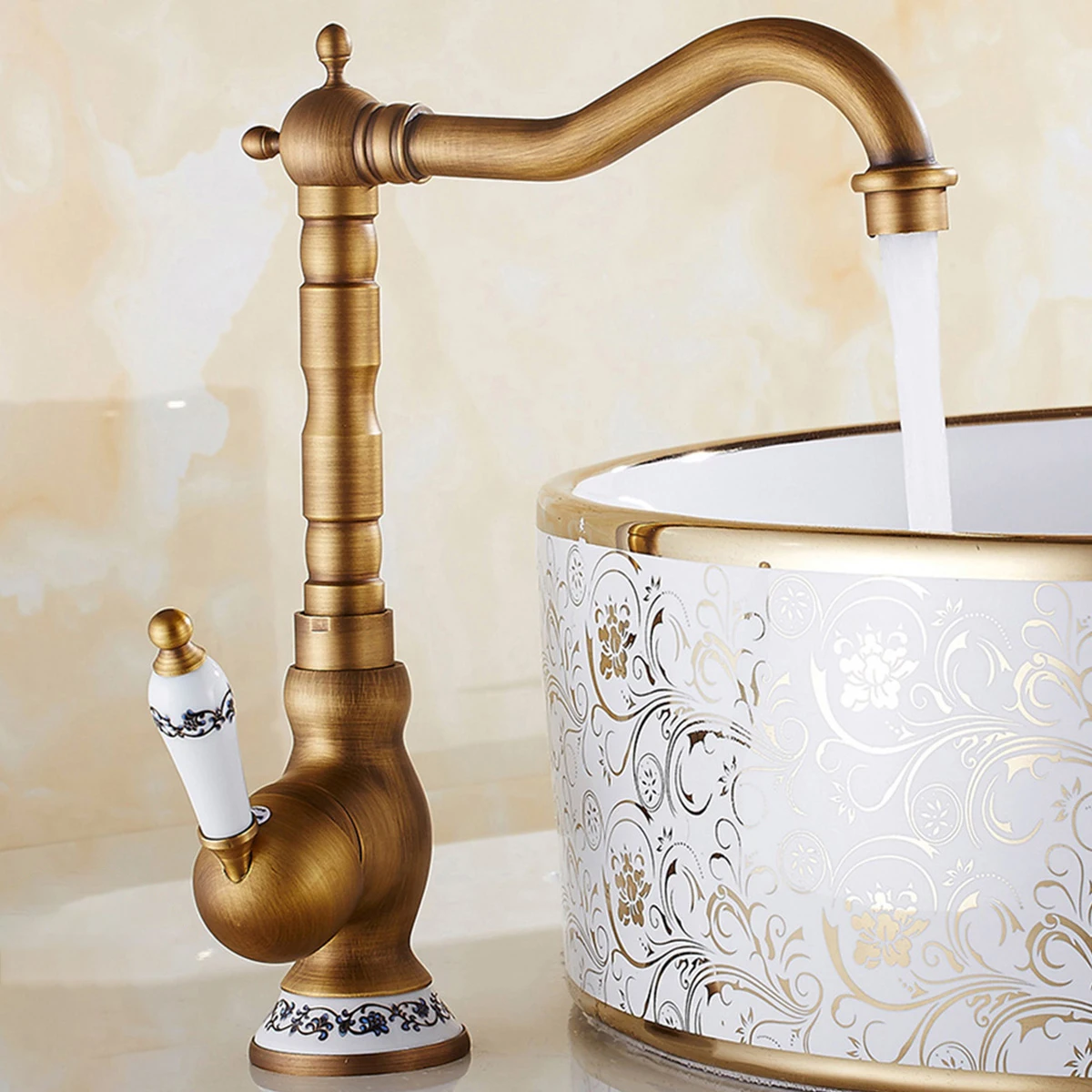 Antique Faucet Brass Single Ceramic Lever 360 Rotatable Basin Vessel Sink Tap Retro Bathroom Kitchen Hot Cold Water Mixer