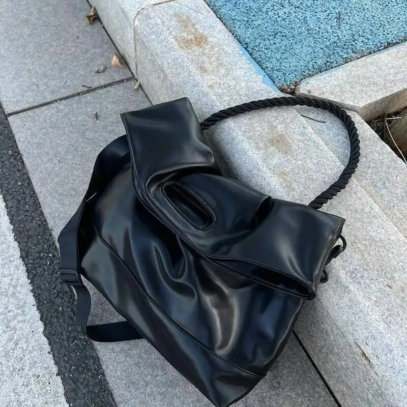 Bloom Versatile Large Capacity Handbag Tote Women Hot Girls Leather Casual Messenger Bag Female Retro Y2k Shoulder Bags