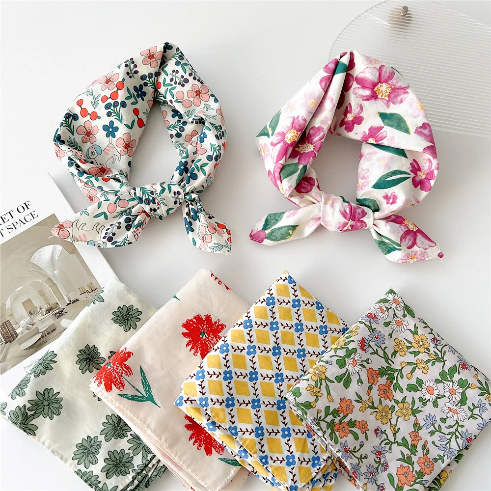 

2023 Flower Print Cotton Linen Bandanas Square Scarf Women Girls Headband Accessories Handkerchief Neckerchief Hairscarf 58cm