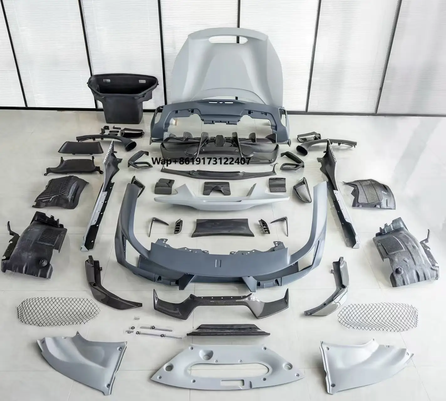 New High Quality Carbon Fiber PP for 488 Pista Front Bumper Diffuser Bodykit with 100% Fitment for Car Upgrade