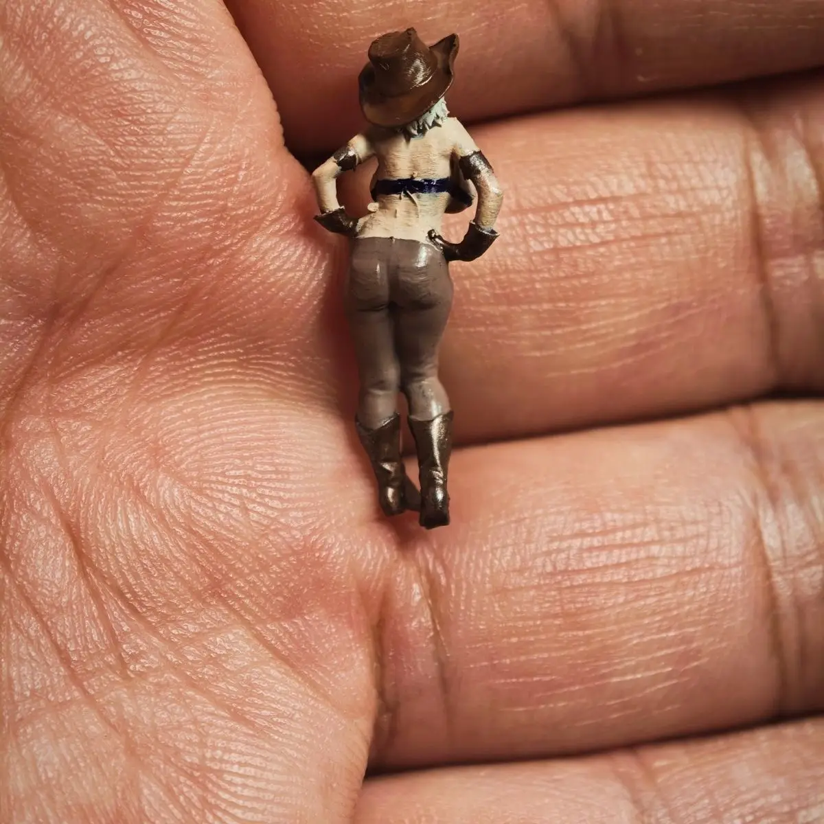 1/64 Hars Pop CowGirl Miniatuur Scène Beeldje Ornament Auto Model Diorama