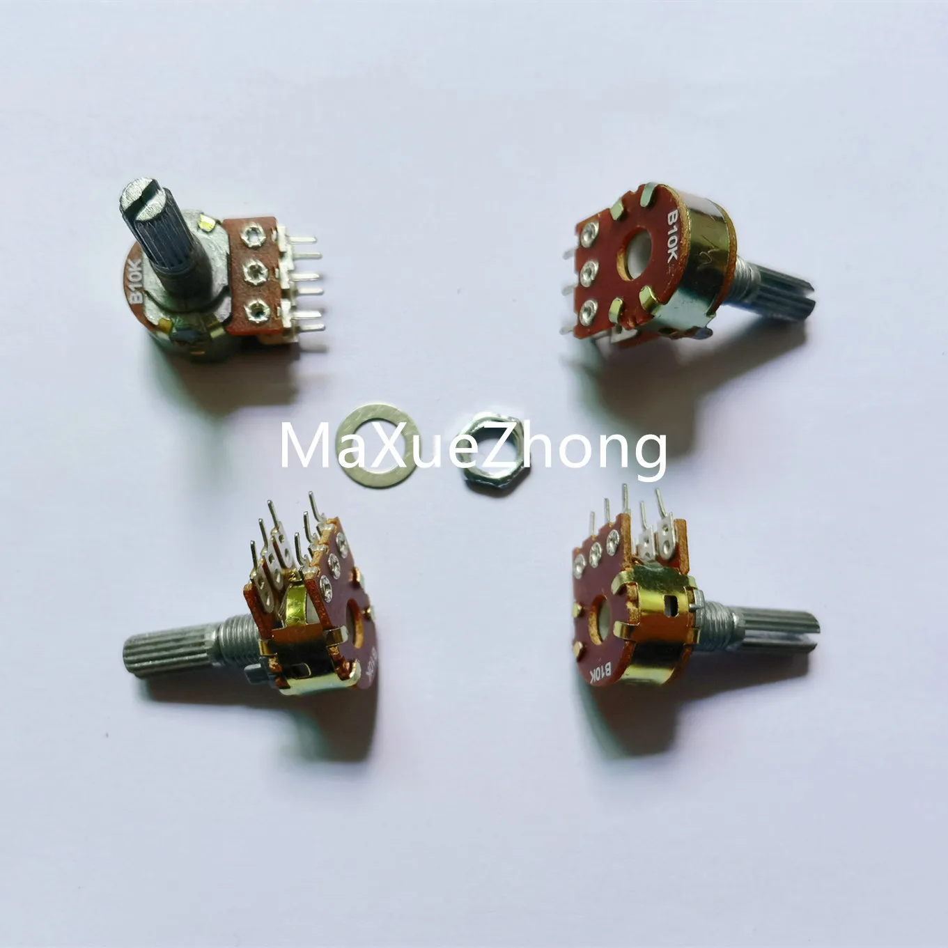 

Оригинальный новый 100% импортный двойной потенциометр WH148-1B 1K 10K 20K 50K 100K 500K WL (ПЕРЕКЛЮЧАТЕЛЬ)