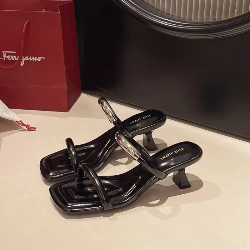 

Женская обувь, новые летние босоножки на каблуке, модные цветные туфли на высоком каблуке, пикантные уличные повседневные вечерние платья с квадратным носком, женские тапочки