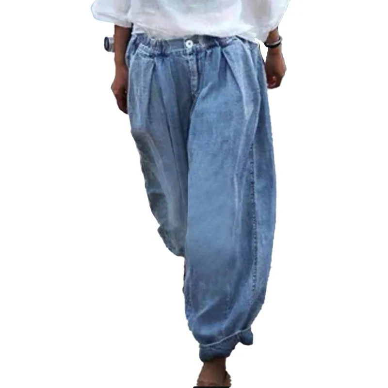 Elastyczne spodnie damskie typu jeans z luźnym krojem, model 2025, z elastyczną talią, niebieskie, inne materiały, moda damska.