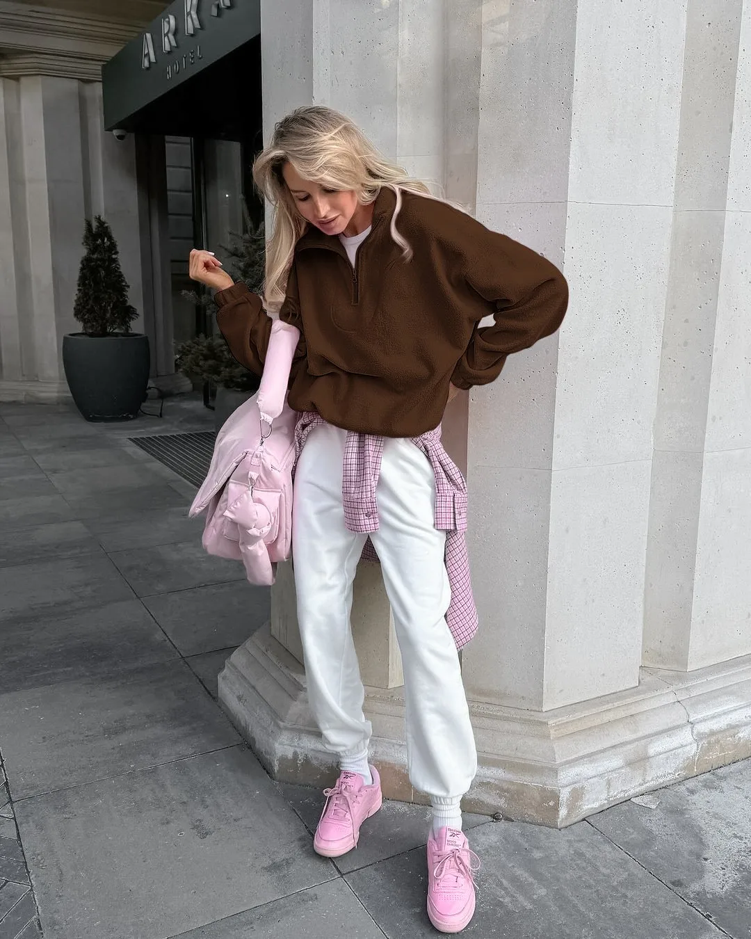 Loose Fit Pullover Hoodie Mid Long Length Commuter Style with Regular Sleeve Long Sleeve Notched Lapel Zipper Women Sweatshirt
