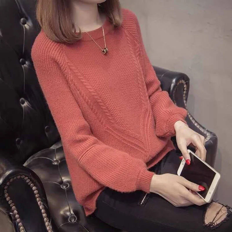 New Autumn/Winter Fashion Korean Solid Color Round Neck Sweater Loose and Versatile Western Style Slim Knitted Women\'s Top