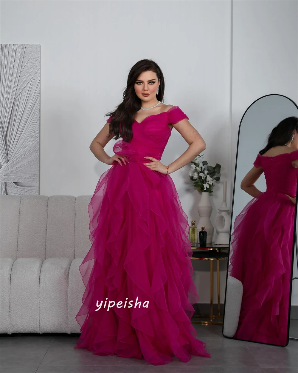 Fora do ombro A-Line plissado Tulle Dress, Vestido de baile, Arábia Saudita Formal Estilo moderno, Vestidos Ocasião Bespoke