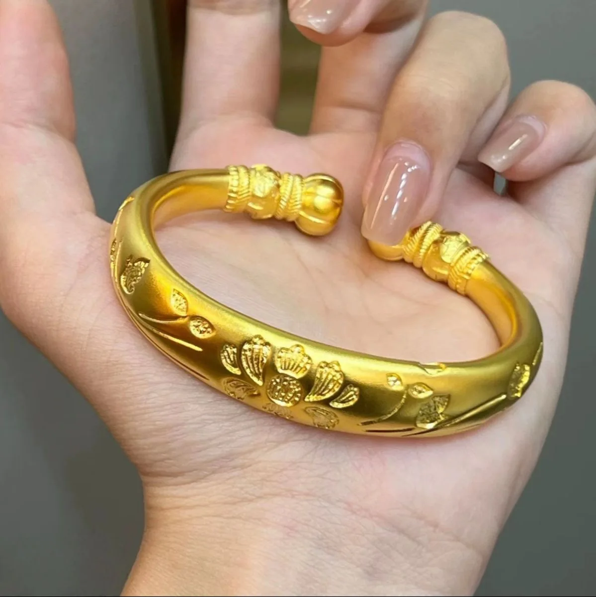 9999 Pure Gold 24K Pure Gold Women's Flower Carved Opening Bracelet Gold Jewelry Gift