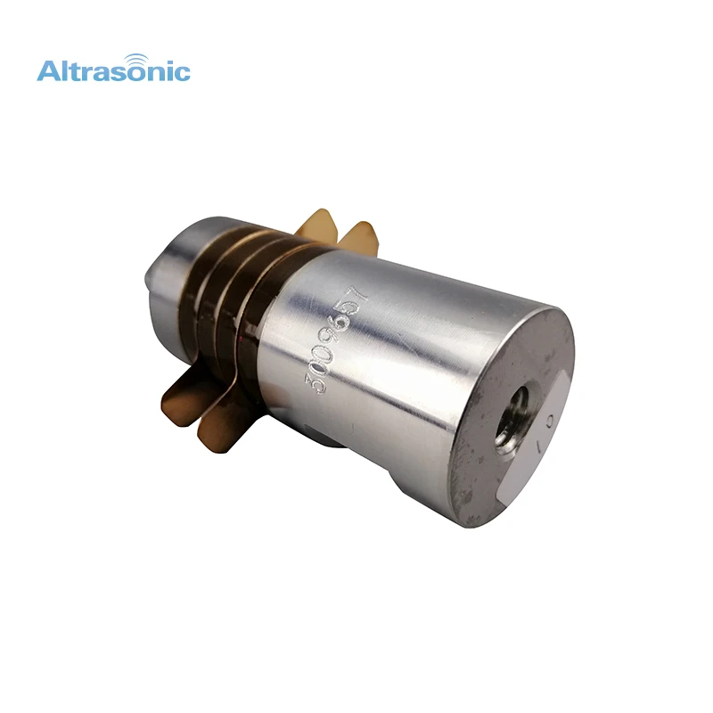 30khz 700W ultrasonic sensor with 4pcs 30mm diameter ceramics for  rubber cutting machine