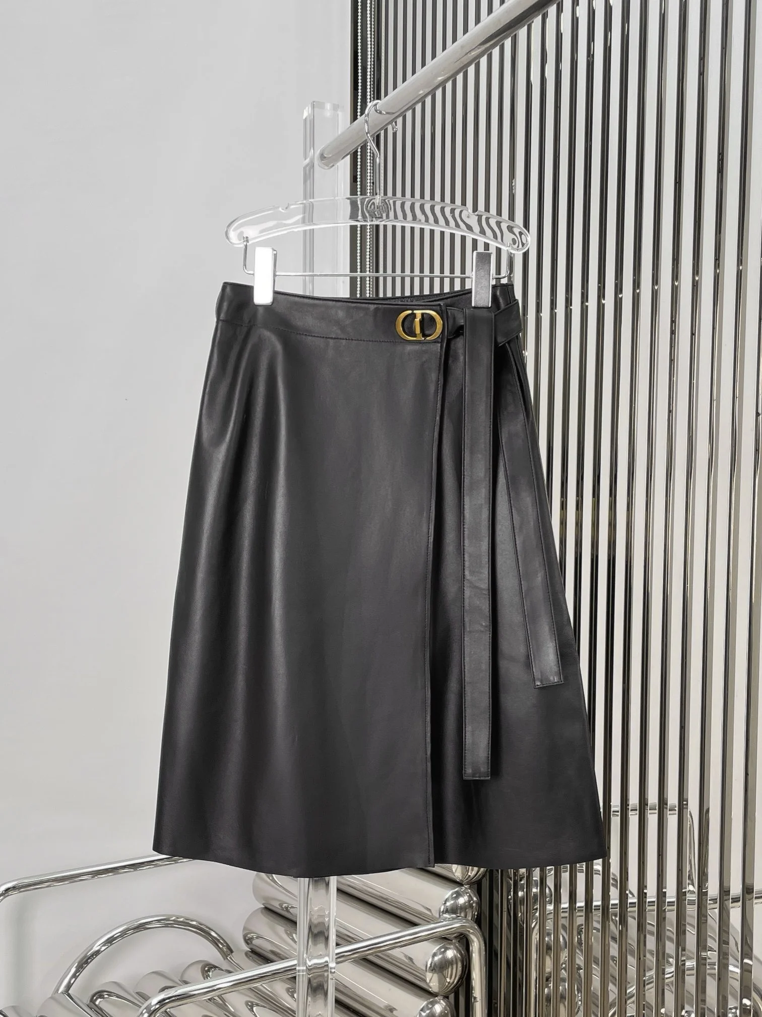 24Autumn/Winter New Product Metal Buckle Sheepskin Women's Long Skirt/A-line Half Skirt with Belt,Fashionable and Elegant Style