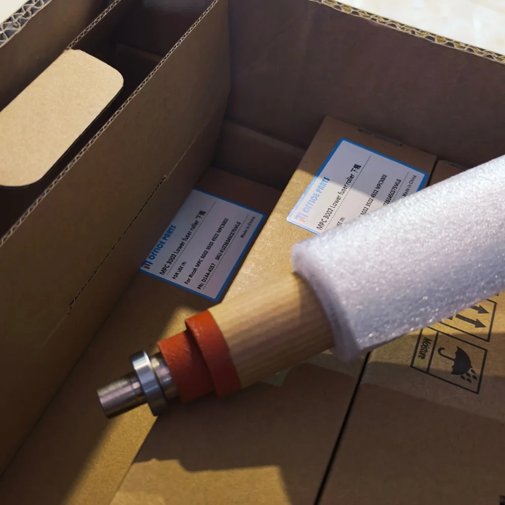 

1pcs D144-4057 D1444057 Lower fuser roller For Ricoh MPC 3002 3502 4502 MPC3002 MPC3502 MPC4502 MPC5502 pressure sleeved roller