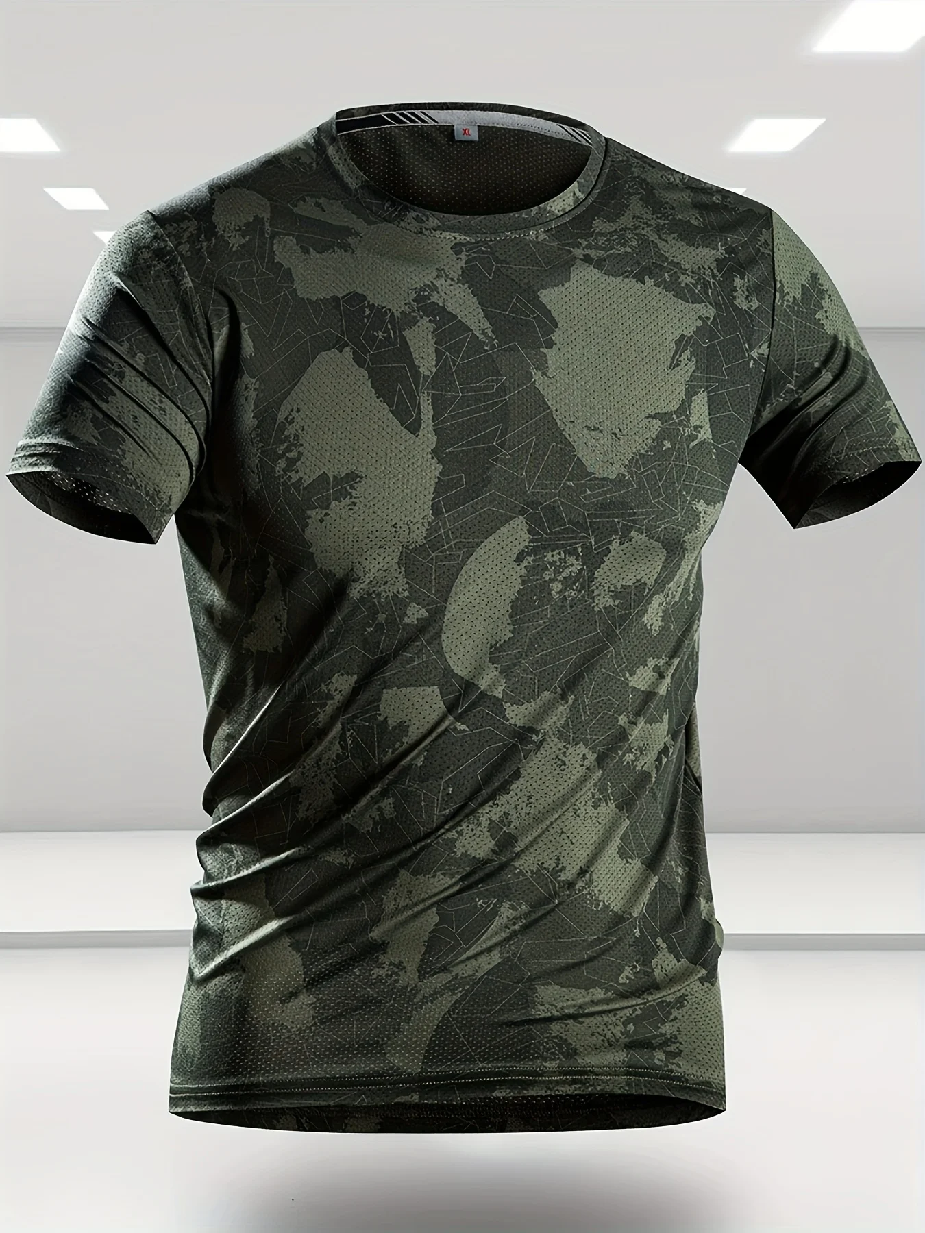 Camouflage print super stretch casual short-sleeved men's daily sports running fitness social t-shirt solid color street 2026 view 3