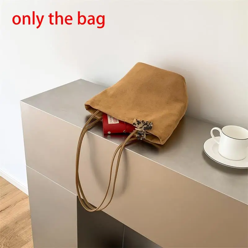 Kunstwildleder Schultertasche mit Hirsch-Elch-Muster, Einfarbige Handtasche für Herbst und Winter, Leichte Vielseitige Tasche für Arbeit und Pendeln – Detail 3