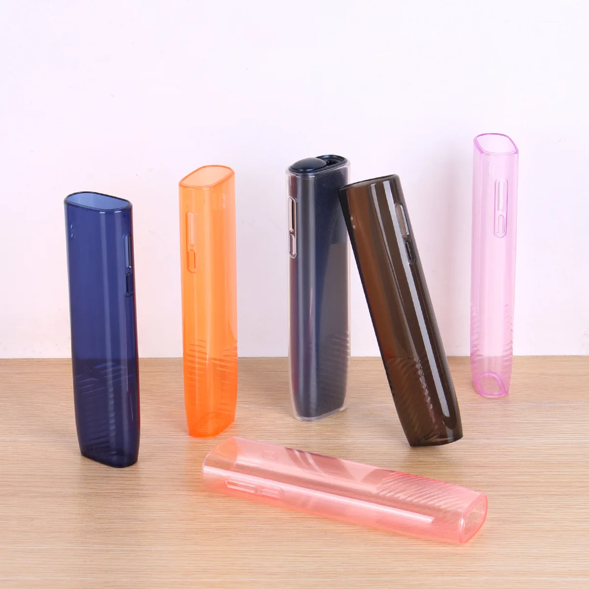 Silicone case is suitable for ILLUMA iONE, portable and shock-resistant, fashionable, protective electronic cigarette accessory.