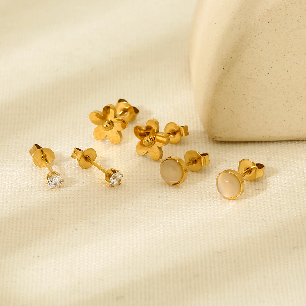 

Elegant 16K Gold Plated Stainless Steel Cubic Zirconia Flower Round Earrings for Women Delicate Studs Women Jewelry Gift