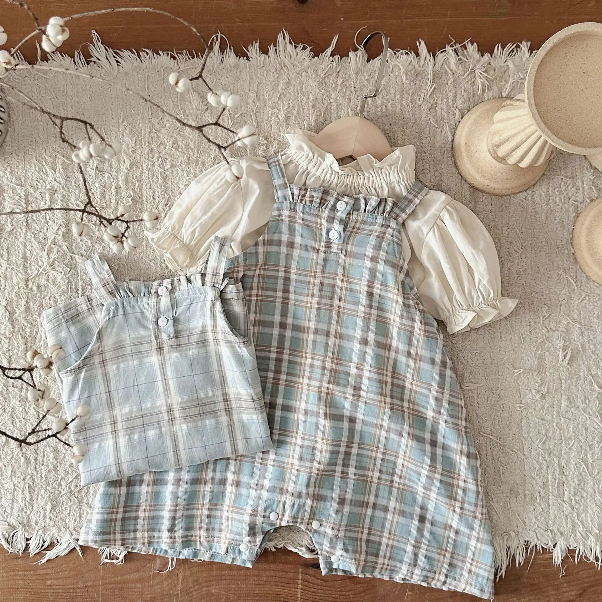 

Летние новые универсальные брюки-комбинезон с двойной пуговицей в сетку, тонкие повседневные кружевные милые модные брюки-комбинезон, детская одежда