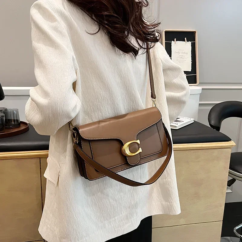 

2025 New Euro-American Niche Design Small Square Bag Lady-Chic Versatile Commute Shoulder Handheld Bag