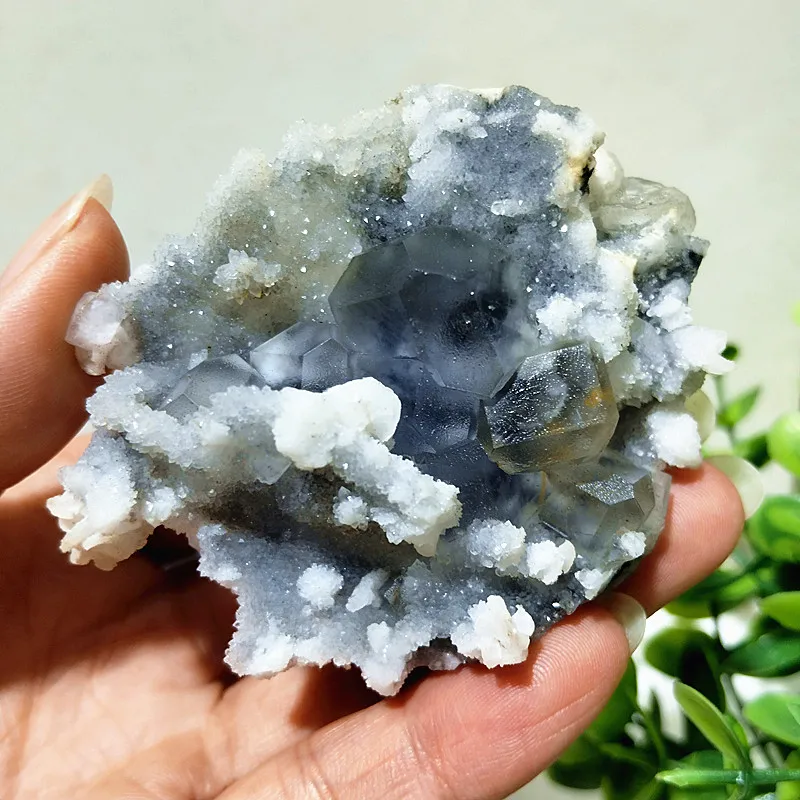 

109g Natural Stone Fluorite Mineral Specimen Mountai Meditation Powerful Feng Shui Room Decor