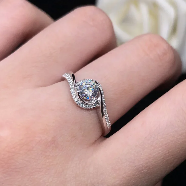 Solid 14K White Gold AU585 Platinum PT950 Angel's Kiss Diamond Ring 18k Gold Moissan Diamond Ring