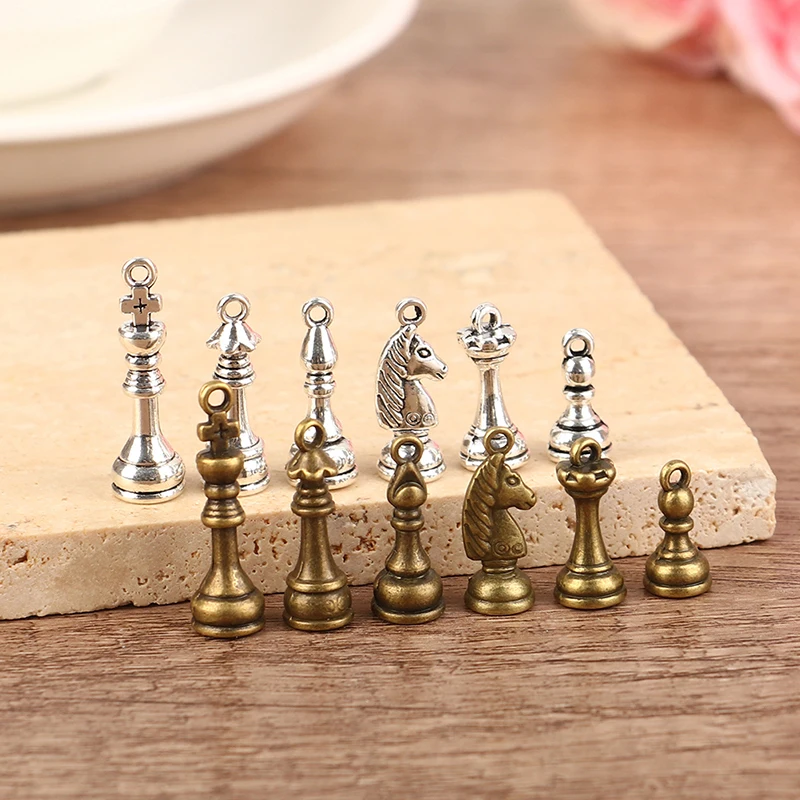 6Pcs/Set Charms Chess Knight Bishop Pawn Antique Pendant Fit Vintage Tibetan Bronze DIY For Handmade Jewelry Accessories